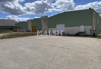 Location activité/entrepôt Saint-Étienne-de-Saint-Geoirs (38590) - 1000 m²