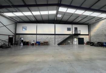 Location activité/entrepôt Saint-Jean-d'Illac (33127) - 724 m²  à Saint-Jean-d'Illac - 33127