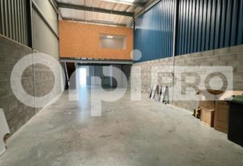 Location activité/entrepôt Saint-Jean-d'Illac (33127) - 180 m²