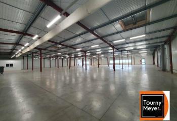Location local d'activité en ZA sécurisé proche A62  à Saint-Médard-d'Eyrans - 33650
