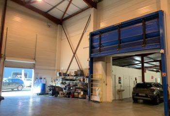 Location entrepôt - Proche A62  à Saint-Médard-d'Eyrans - 33650