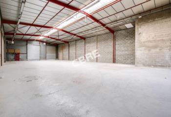 Location entrepôt - Proche A15 et Transilien  à Saint-Ouen-l'Aumône - 95310
