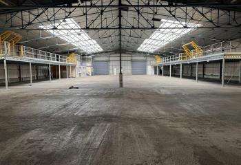 Location bâtiment d'activités à - Les Yvaudières  à Saint-Pierre-des-Corps - 37700
