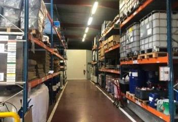 Location entrepôt - Proximité N2, N330, D401, D9  à Saint-Soupplets - 77165