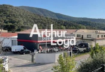 Location activité/entrepôt Sainte-Maxime (83120) - 3517 m²