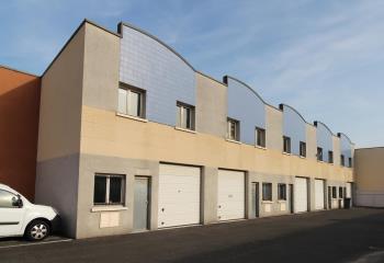 Location activité/entrepôt Savigny-le-Temple (77176) - 155 m²  à Savigny-le-Temple - 77176
