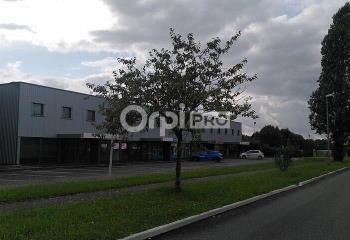 Location activité/entrepôt Serres-Castet (64121) - 450 m²