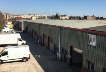 Entrepôt à louer - Accès D29, N301, Transilien T1 et RER D  à Stains - 93240