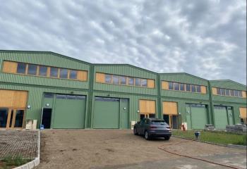 Location activité/entrepôt Stains (93240) - 2961 m²  à Stains - 93240