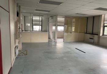 Location entrepôt - Proximité RER A et Paris  à Sucy-en-Brie - 94370