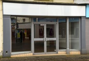 Location activité/entrepôt Toulon (83200) - 250 m²  à Toulon - 83000