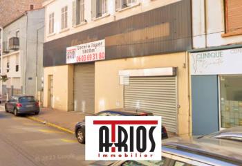 Location activité/entrepôt Toulon (83000) - 1800 m²  à Toulon - 83000