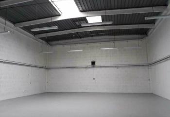 Location activité/entrepôt Trappes (78190) - 371 m²  à Trappes - 78190