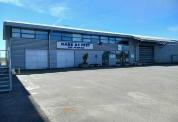 Location activité/entrepôt Uzein (64230) - 490 m²  à Uzein - 64230
