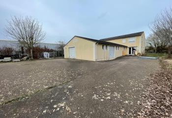 Location activité/entrepôt Val-de-Reuil (27100) - 380 m²
