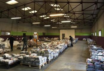 Local d'activité à louer à - Usage Entrepôt / Atelier  à Valence - 26000
