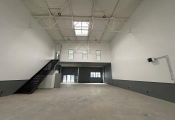 Location entrepôt - Proche Paris et N105