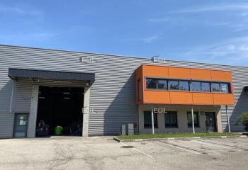 Local d'activité à louer - Accès direct boulevard Urbain Est