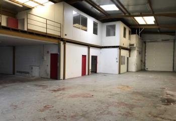 Location activité/entrepôt Vénissieux (69200) - 716 m²  à Vénissieux - 69200