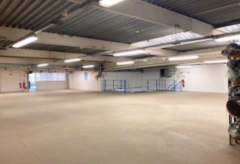 Location entrepôt - Proche A6, A86 et métro ligne 7  à Villejuif - 94800
