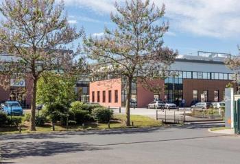 Location activité/entrepôt Villeneuve-la-Garenne (92390) - 720 m²  à Villeneuve-la-Garenne - 92390