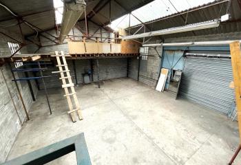 Local d'activité à louer - Proche A1 et RER D  à Villetaneuse - 93430