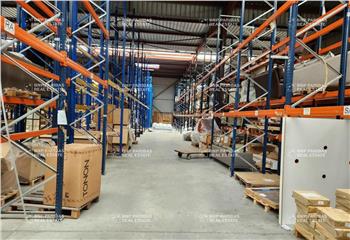 Location activité/entrepôt Villevaudé (77410) - 3042 m²  à Villevaudé - 77410