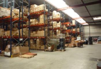 Local d'activité à louer - Proximité Francilienne et A104  à Villevaudé - 77410