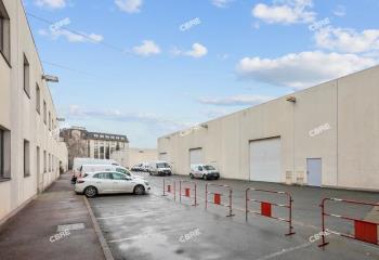 Location entrepôt - Proximité A6, A86 et RER C  à Vitry-sur-Seine - 94400
