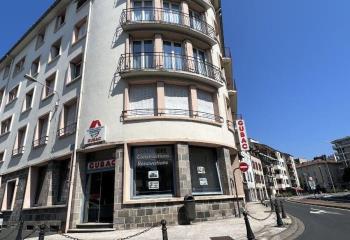 Vente bureaux - Proximité square et parking des Gravier  à Aurillac - 15000