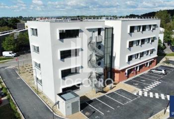 Vente bureaux - Proche A7, aéroport et bus