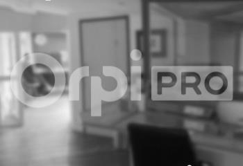 Bureaux à vendre à  à Baie-Mahault - 97122