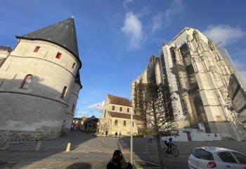 Vente de bureau avec vue sur la Cathédrale et le Palais  à Beauvais - 60000