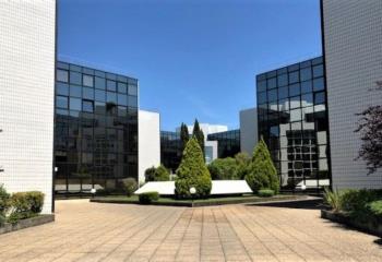 Vente bureaux - Zone aéroportuaire, accès rocade et tram