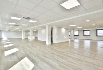 Vente bureaux, proche métro Jean-Jaurès  à Boulogne-Billancourt - 92100