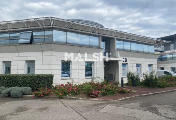 Vente bureaux - Proche autoroute A43, tramways T2 et T5  à Bron - 69500