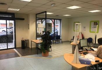 Vente bureaux centre-ville - Proximité gare SNCF et bus
