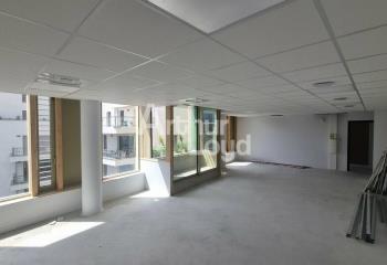 Vente bureau - Écoquartier Vetrotex, proche transports