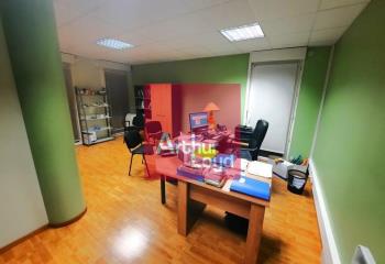 Vente bureaux - Proche Brézet  à Clermont-Ferrand - 63000
