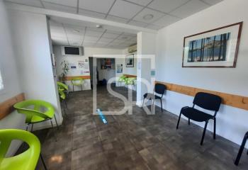 Vente de bureaux - Centre Ville  à Cournon-d'Auvergne - 63800