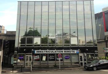 Vente bureaux - Proche tribunal, centre commercial, autoroute A6, RER D, Tram T12  à Évry - 91000