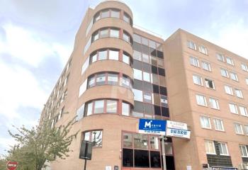 Vente bureaux - Face gare et commodités, proche autoroutes et transports  à Évry - 91000
