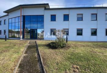 Vente bureaux - Proche Lyon et Villefranche-sur-Saône, accès A46 et A6  à Genay - 69730