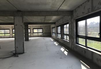 Vente bureaux - Parc tertiaire Bréhadour, accès direct axes routiers  à Guérande - 44350