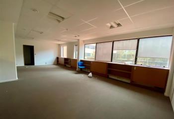 Vente bureaux, proche métro Marie d'Ivry  à Ivry-sur-Seine - 94200