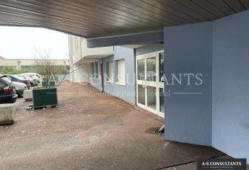 Vente bureaux à - Centre-ville - Accès voie rapide et A43