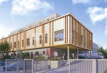 Vente bureaux - Proche A89 et gare SNCF