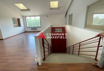 Vente bureaux - Proche départementale et parking extérieur  à Lavalette - 31590