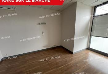 Achat bureaux proche bus  à Lorient - 56100
