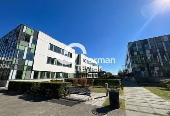 Vente bureaux - Proche métro B, tramway T6 et bus